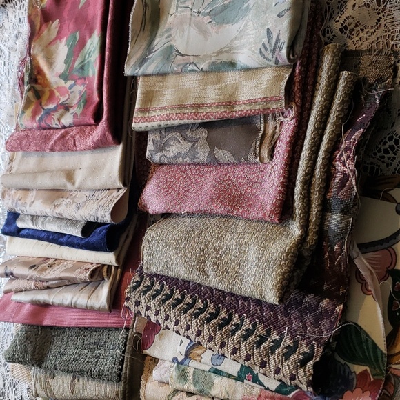 Fabric, vintage textiles. Almost 5lbs of fabric - Picture 6 of 12